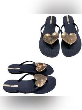 Ipanema Navy Flip Flops with Gold Heart Embellishments S6